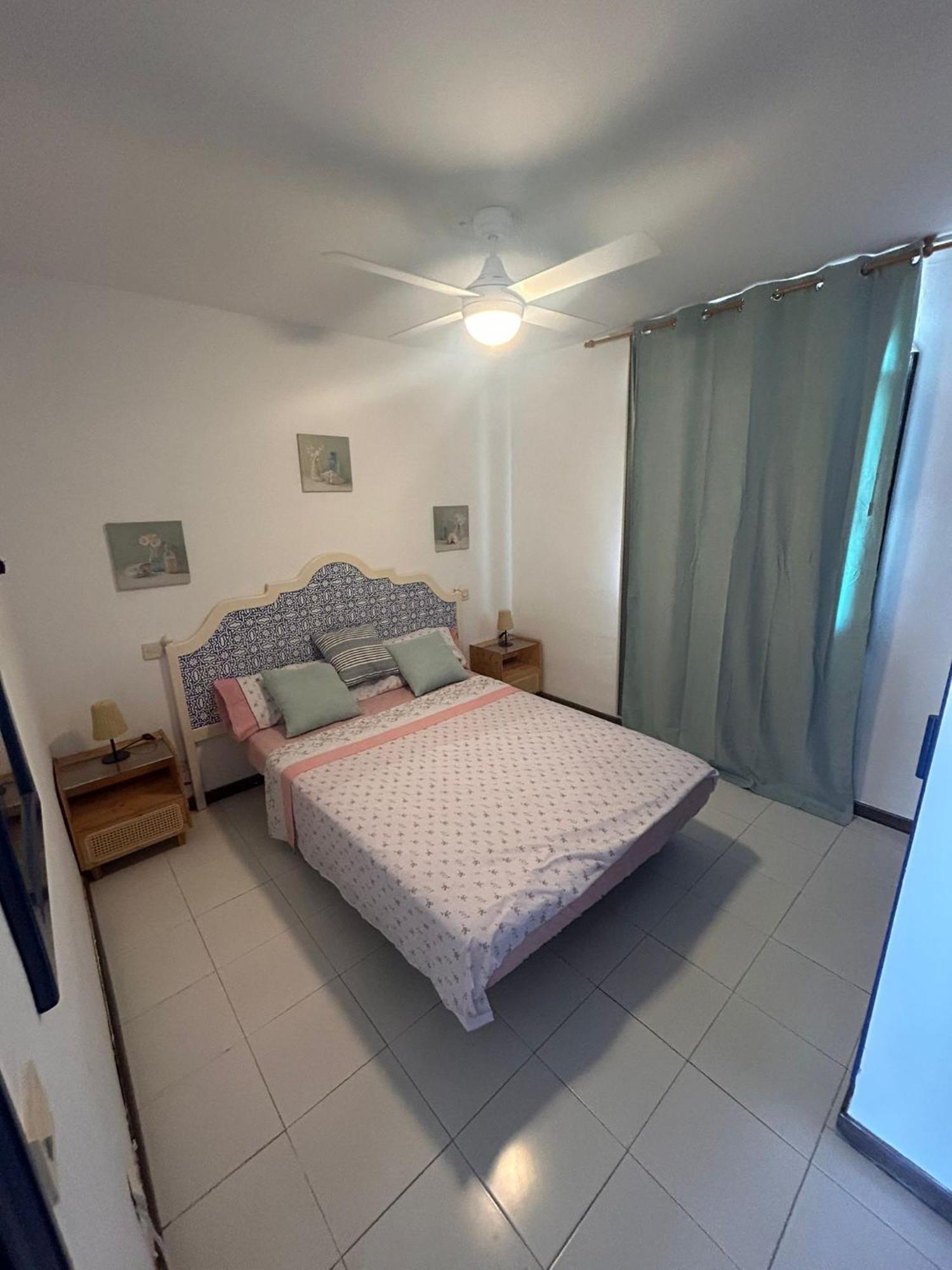 Bluejay Apartamento Playa Del Cura Плая дел Кура Екстериор снимка